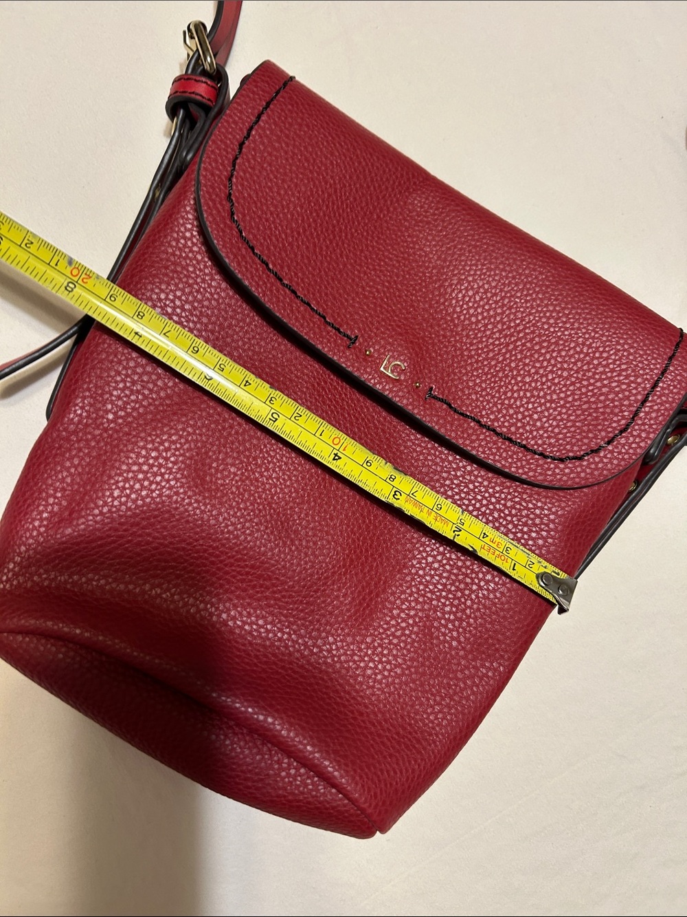 Liz Claiborne Red Pebbled Leather Crossbody Bag - Picture 8 of 11